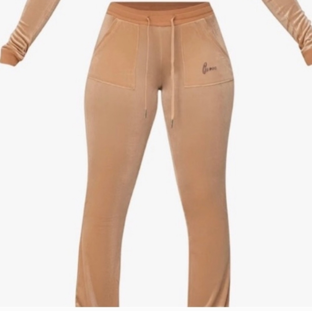 Y2K Gsuwoo‎ Vintage Velour Joggers In Apricot Nwt